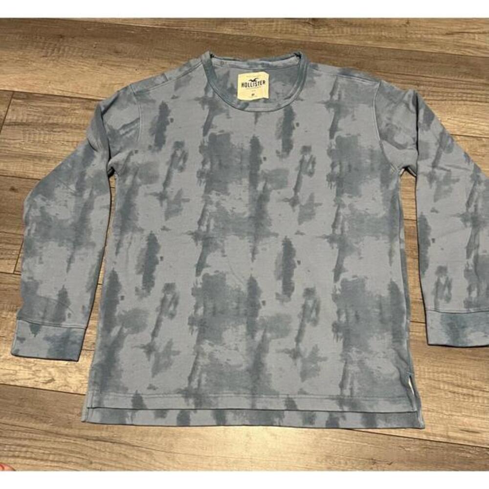 Hollister Men's Long Sleeve Crew Neck Shirt, Size Med